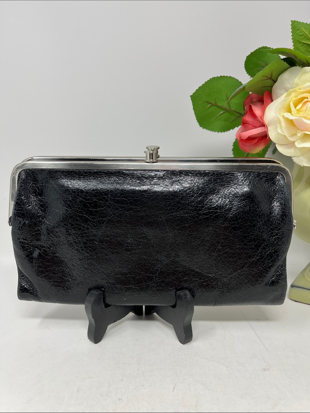 HOBO INTERNATIONAL LAUREN CLUTCH WALLET DOUBLE KISS LOCK BLACK CRACKLE LEATHER